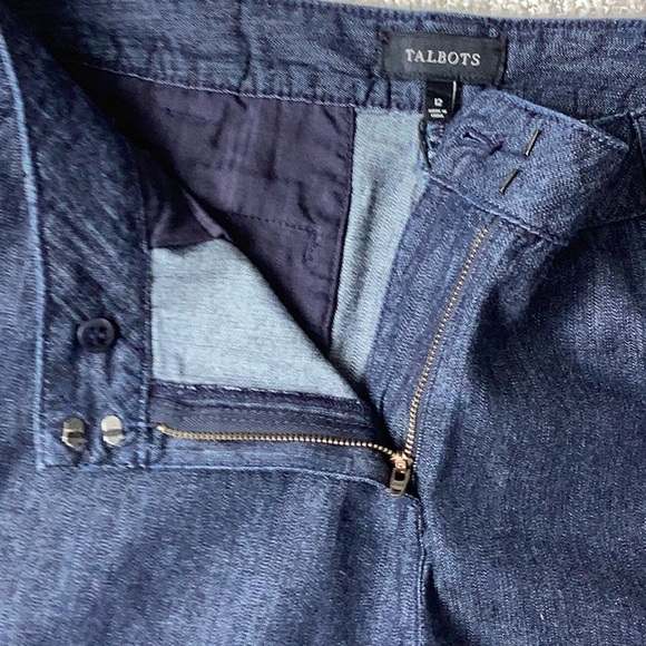NWT Talbots Lightweight Dark Wash Dressy Denim 11” Shorts - Picture 7 of 7